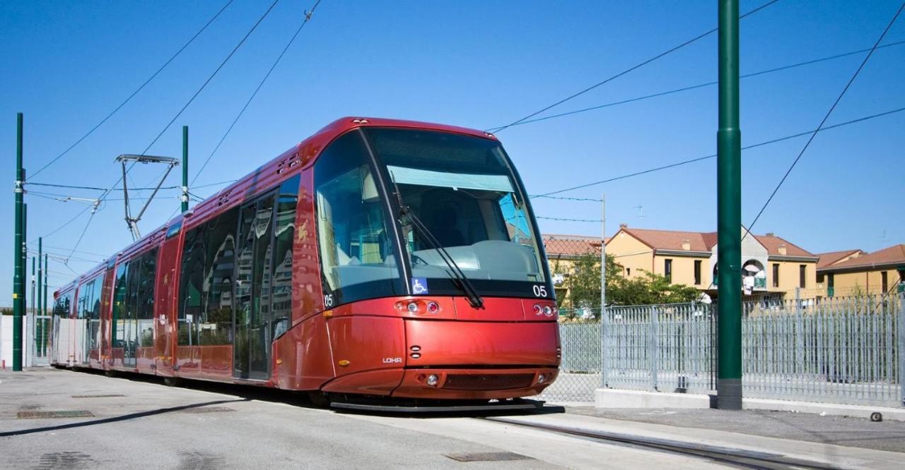 Sunrise20Mt Tram Ingresso Indipendente Apartment Местре Екстериор снимка